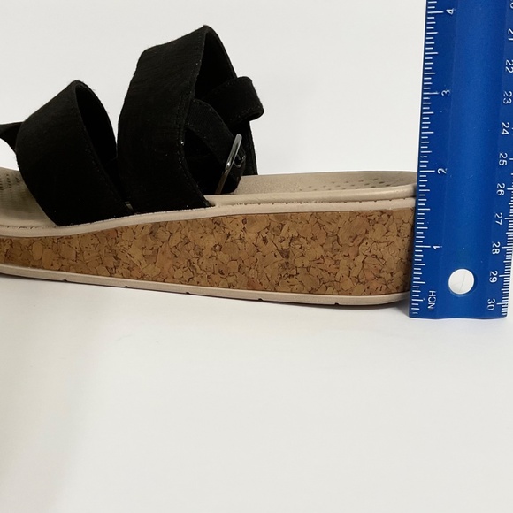 BZees Women's Bravo Washable Casual Strappy Wedge Sandals Size 10 - Picture 9 of 9